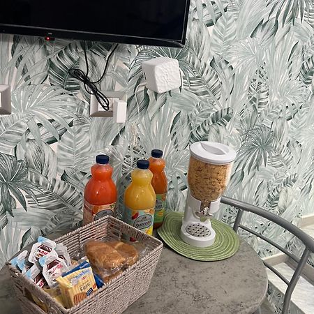 La Casa Di Raffaele Napoli Centro Bed & Breakfast Ngoại thất bức ảnh
