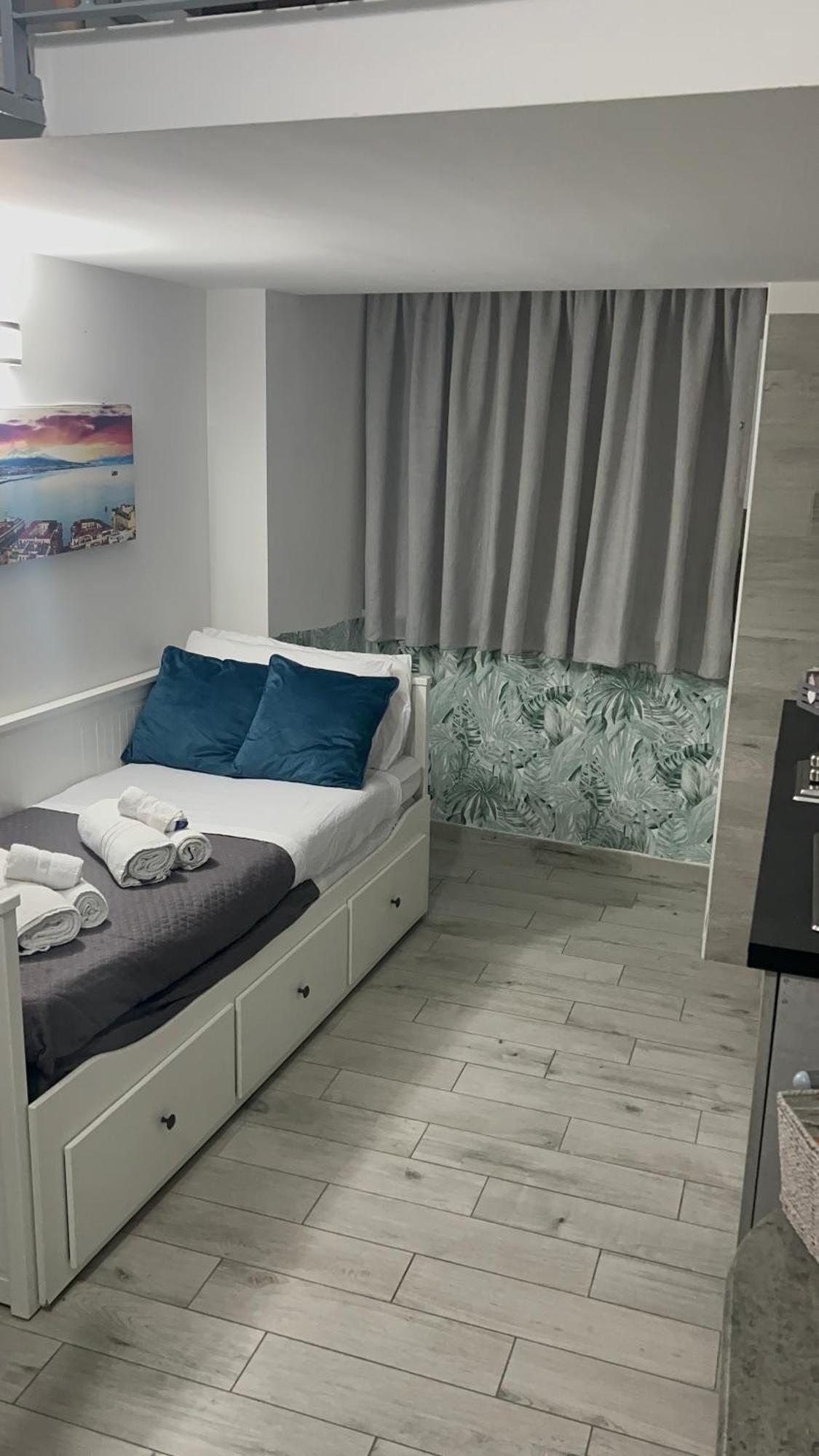 La Casa Di Raffaele Napoli Centro Bed & Breakfast Ngoại thất bức ảnh