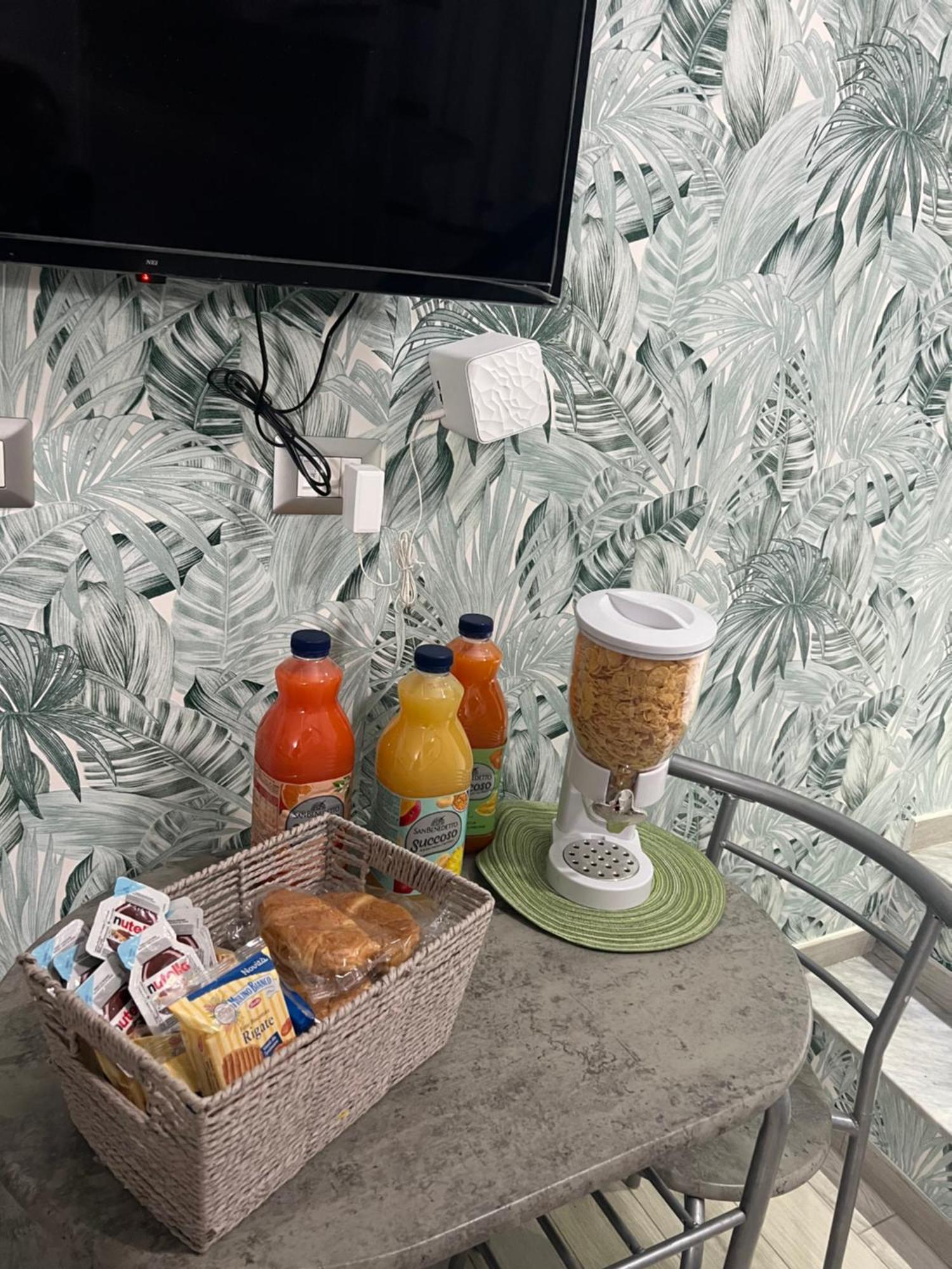 La Casa Di Raffaele Napoli Centro Bed & Breakfast Ngoại thất bức ảnh
